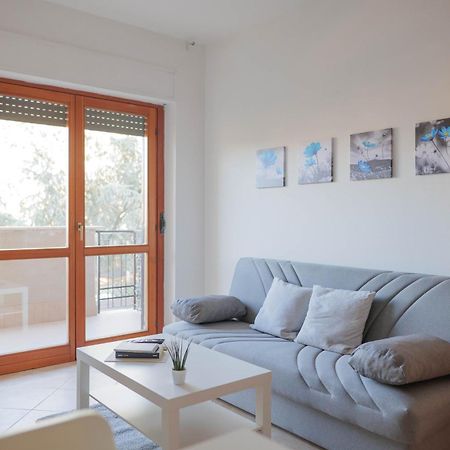 Casa Ghandi Vicino A Roma Con Box Auto E Wi-Fi Monterotondo  Eksteriør bilde