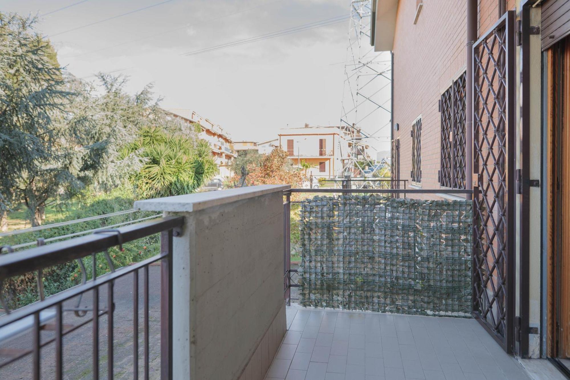 Casa Ghandi Vicino A Roma Con Box Auto E Wi-Fi Monterotondo  Eksteriør bilde