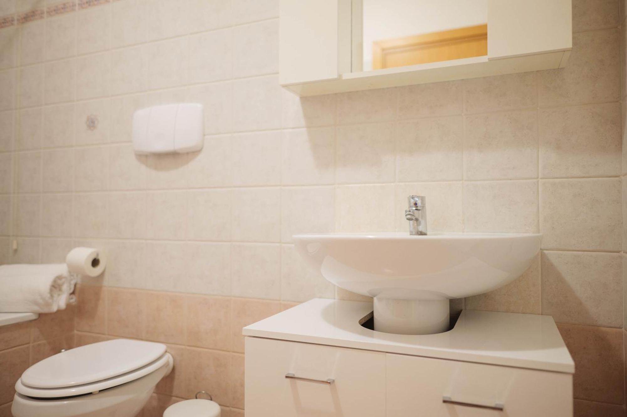 Casa Ghandi Vicino A Roma Con Box Auto E Wi-Fi Monterotondo  Eksteriør bilde